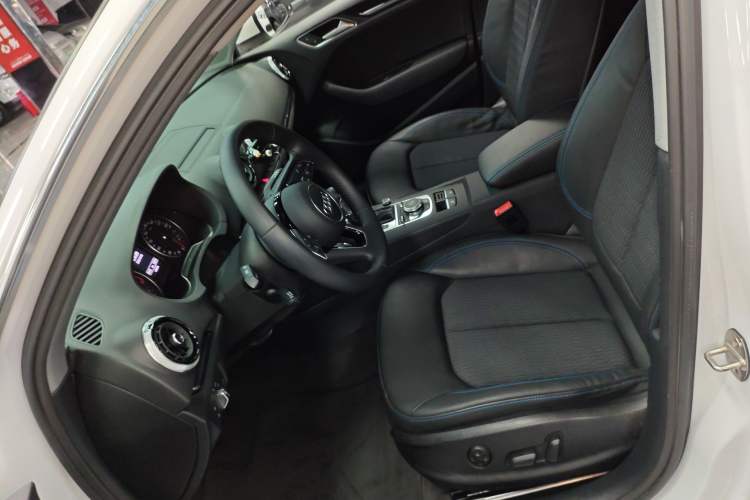 Used Audi A3 2020 Sportback 35 TFSI Fashion Edition China VI Emission Standard