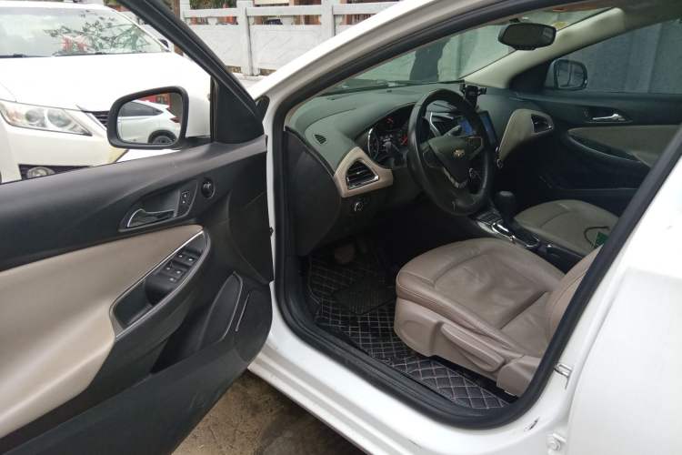 Used Chevrolet Cruze 2015 1.4T DCG Luxury Edition