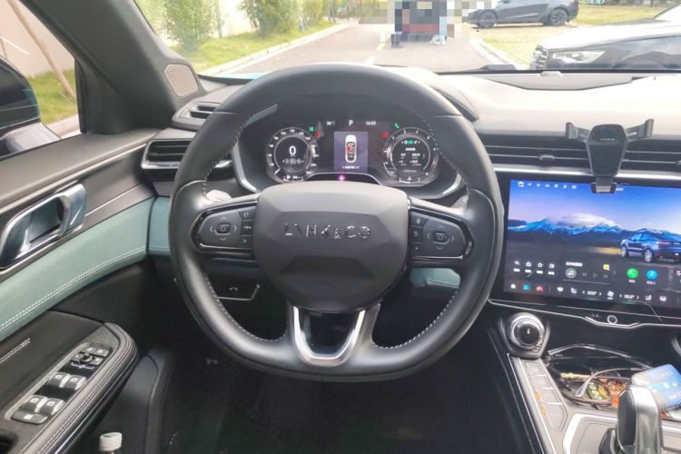 Used Lynk & Co 05 2023 2.0TD Two-Wheel Drive Shine Halo