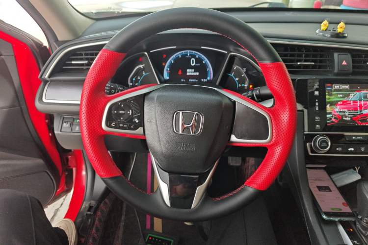 Used Honda Civic 2016 220TURBO CVT Luxury Edition Steering Wheel