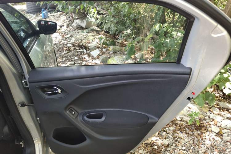 Used Citroen Elysee 2014 1.6L Manual Comfort Model
