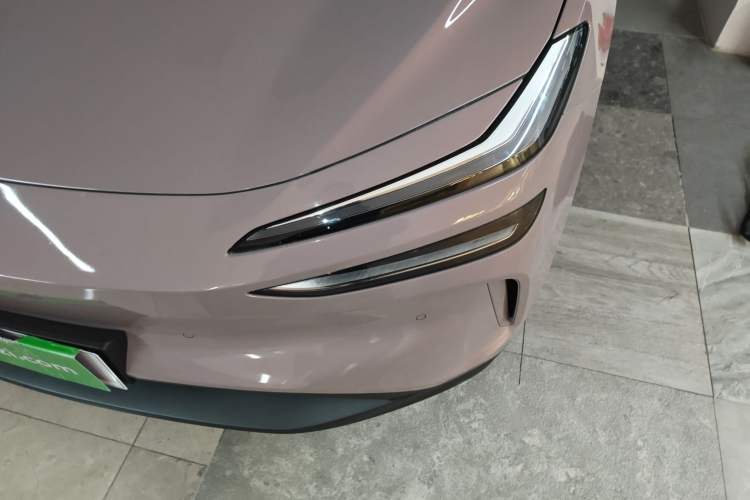 Used ONVO L60 2024 60 kWh Rear-Drive Version