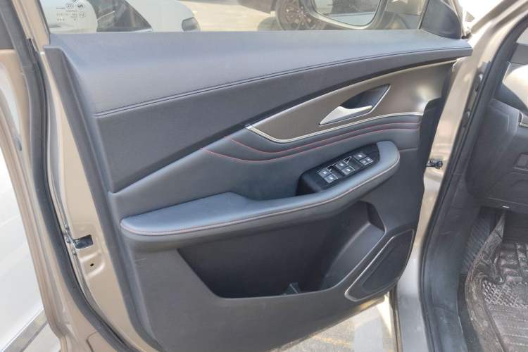 Used FORTHING T5 EVO 2021 1.5TD DCT Diamond Edition
