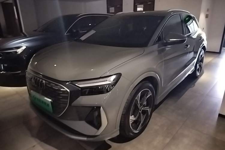 Used Audi Q4 e-tron 2024 40 e-tron Boundary Edition Guazi used car, China used car export, Used car for sale, Used cars, Cheapest cars for sale