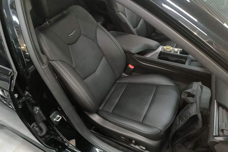 Used Cadillac CT5 2023 28T Prestige Model
