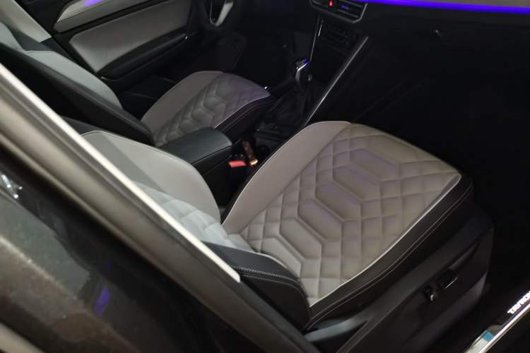 Used Volkswagen Tayron 2023 330TSI Two-Wheel-Drive R-Line High-Energy Version