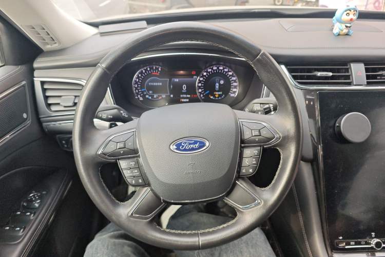Used Ford Taurus 2019 EcoBoost 245 Premium Edition Steering Wheel