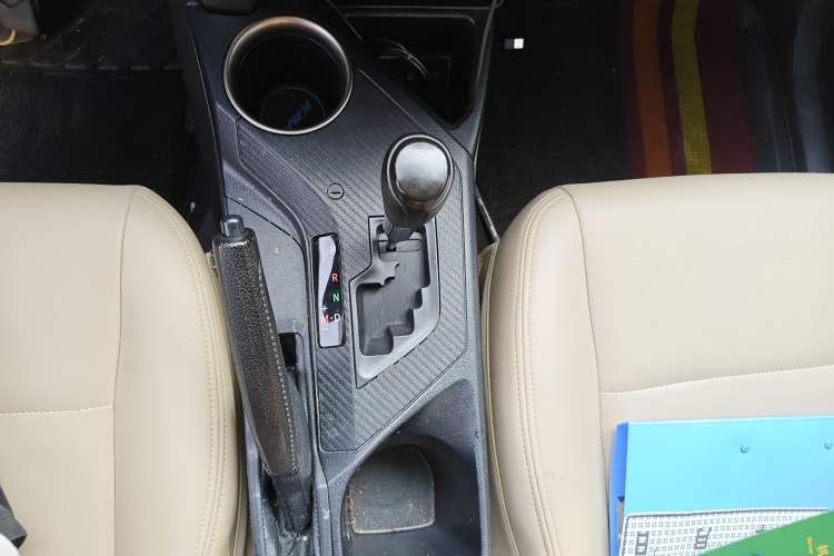 Used Toyota RAV4 2013 2.0L CVT Two-Wheel Drive Urban Edition
