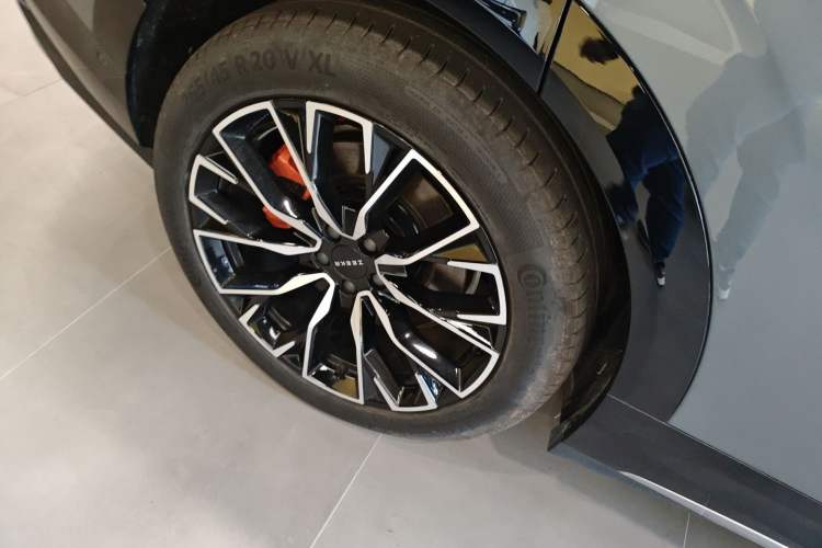 Used Zeekr 7X 2025 100 kWh Long-Range Rear-Wheel Drive with Intelligent Driving Features Exterior 5