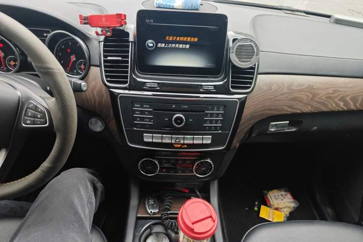 Used Mercedes-Benz GLE 2016 GLE 400 4MATIC Audio And AC Panel