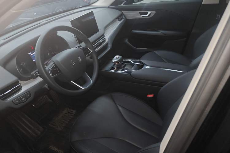 Used Hongqi E-QM5 2024 610 km PLUS Left Front Seat