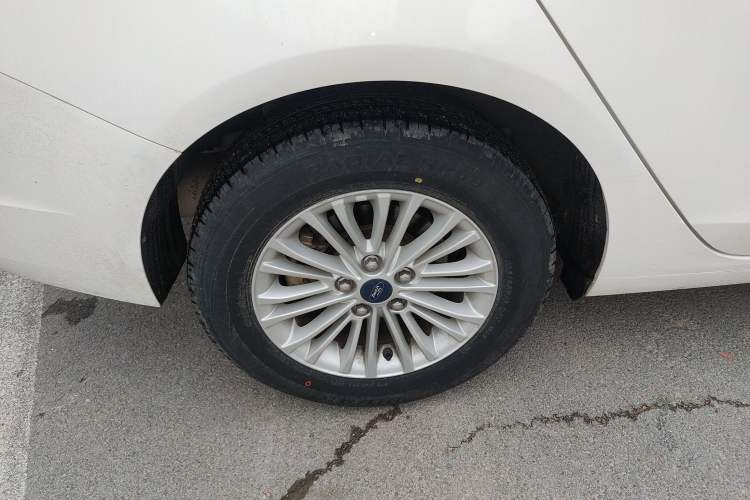 Used Ford Escort 2015 1.5L Manual Comfort Model
