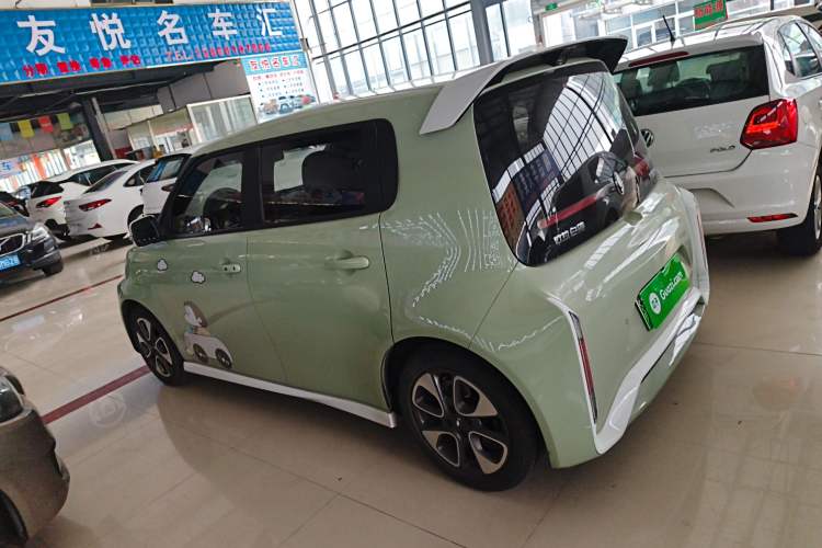 Used ORA White Cat 2022 Xiaoyue Mao Edition 360 km Luxury Model Lithium NMC