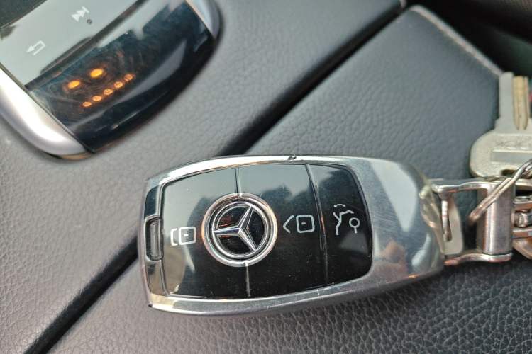 Used Mercedes-Benz S-Class 2018 S 320 L
