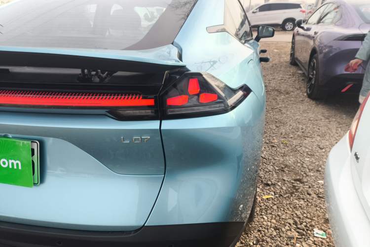 Used Deepal L07 2024 230Max Qiankun Intelligent Driving ADS SE Range-Extended Version