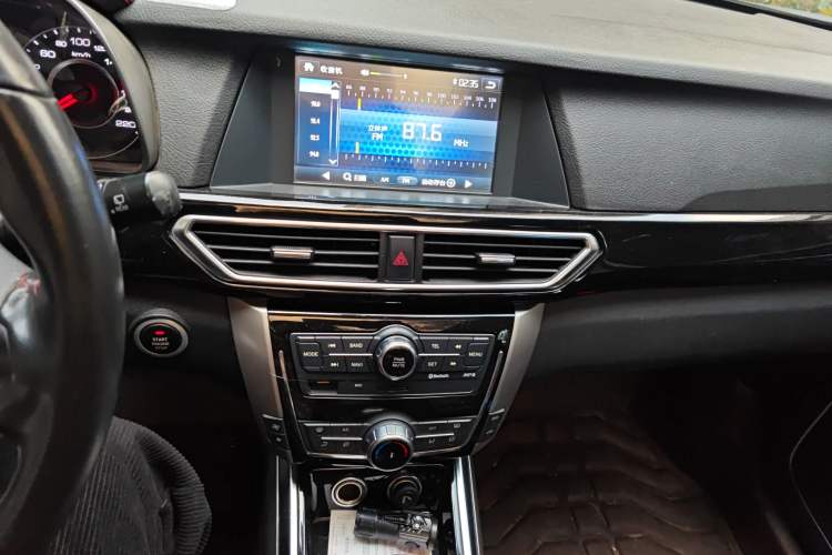 Used Zotye Domy X5 2015 1.5T CVT ZhiXian Model China IV Standard