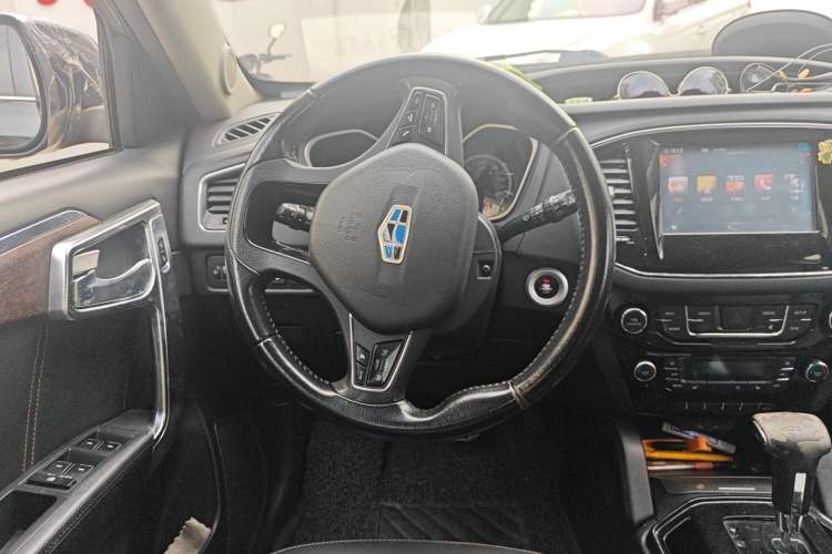 Used Geely Auto GX9 2014 2.4L Automatic Two-Wheel Drive Prestige Version
