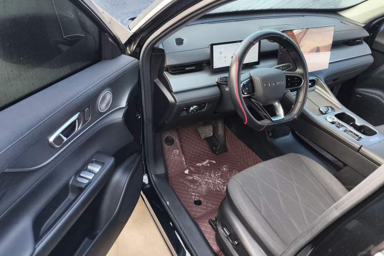 Used Chery Tiggo 8 PLUS 2025 290TGDI DCT Luxury 5-Seater
