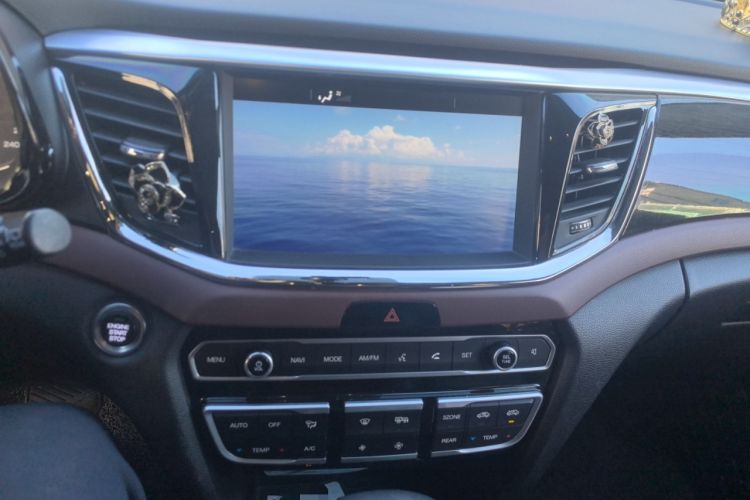 Used GAC Trumpchi GS8 2017 320T Two-Wheel Drive Luxury Smart Connectivity Version (7 Seats)
