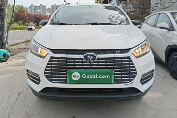 Used BYD Yuan New Energy 2018 EV360 Smart Connect Cool Edition Front