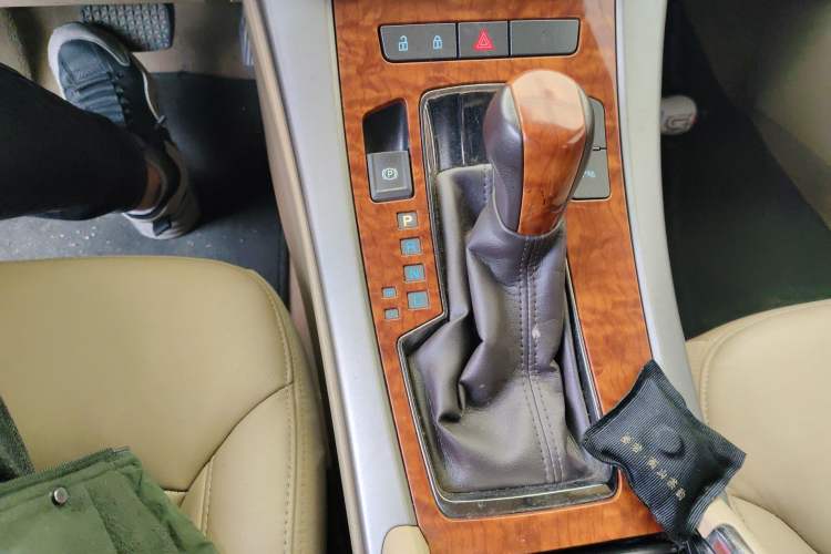 Used Buick LaCrosse 2012 2.4L SIDI Haoya Edition Gear Lever