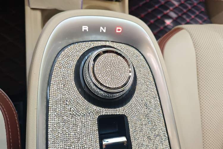 Used ORA Good Cat 2022 400km Standard Range Premium Version Lithium Iron Phosphate
