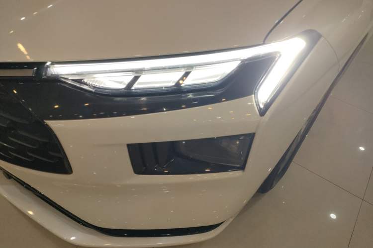 Used Ford Mondeo 2023 EcoBoost 245 Luxury Model Left Front Headlight