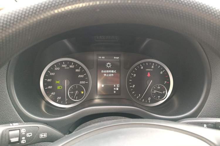Used Mercedes-Benz Vito 2020 2.0T Elite Version 7 Seats Instrument Cluster