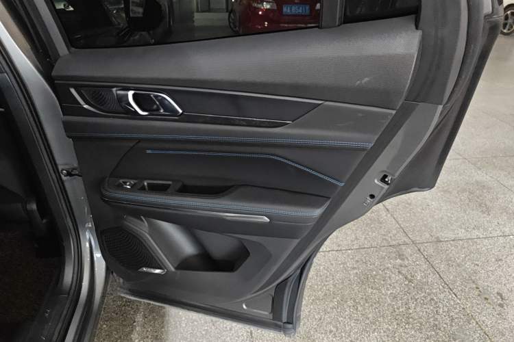 Used Lynk & Co 05 2022 2.0T Two-Wheel Drive Shine Halo