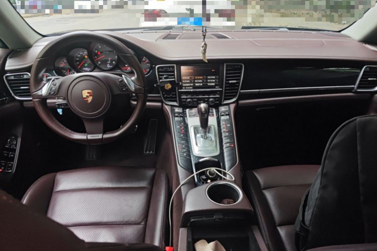 Used Porsche Panamera 2010 Panamera 4 3.6L Center Console