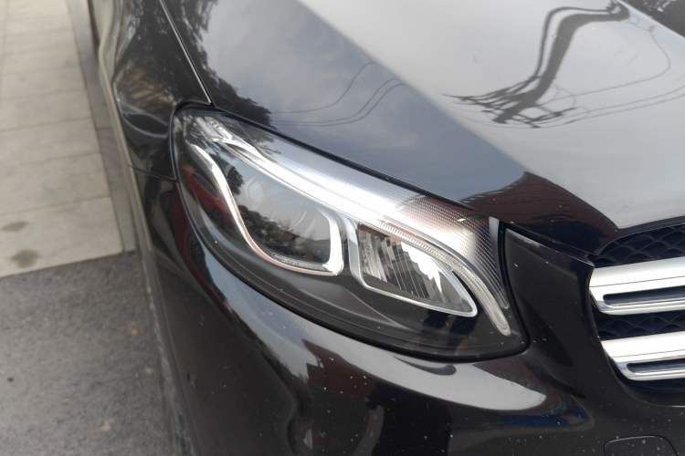 Used Mercedes-Benz GLC 2019 GLC 260 L 4MATIC Dynamic Model Right Front Headlight