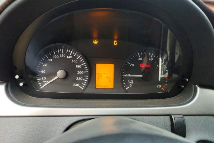 Used Mercedes-Benz Vito 2013 3.0L Business Edition