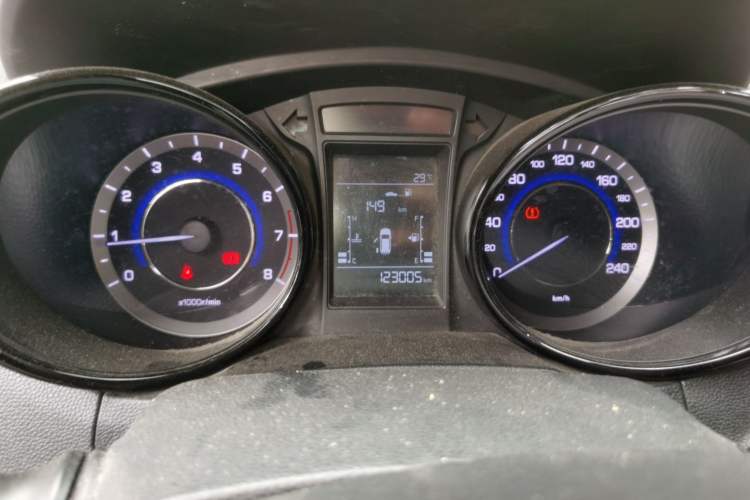 Used CHANGAN CS15 2016 1.5L Manual Luxury Edition
