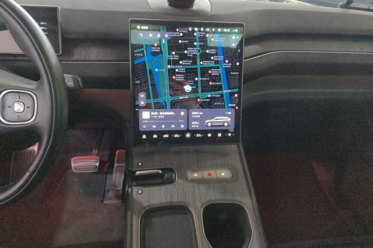 Used Nio ES7 2022 75 kWh Audio And AC Panel