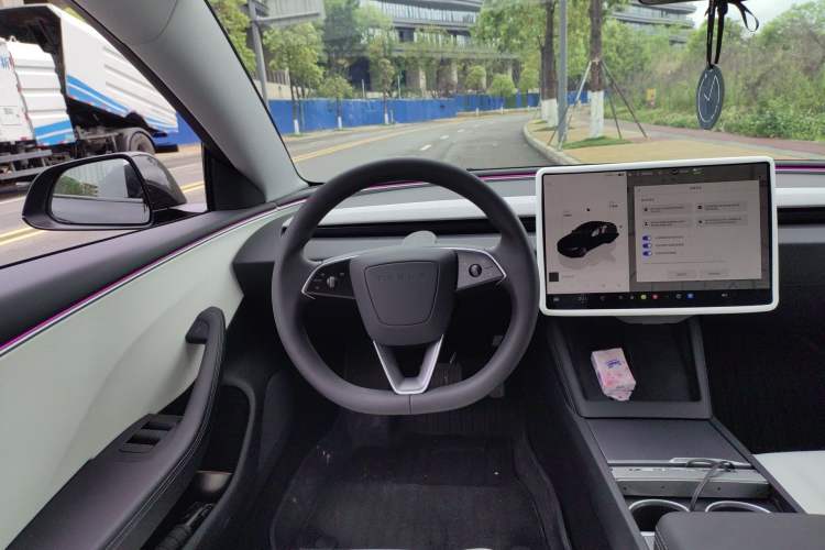 Used Tesla Model 3 2023 Rear-Wheel-Drive Version
