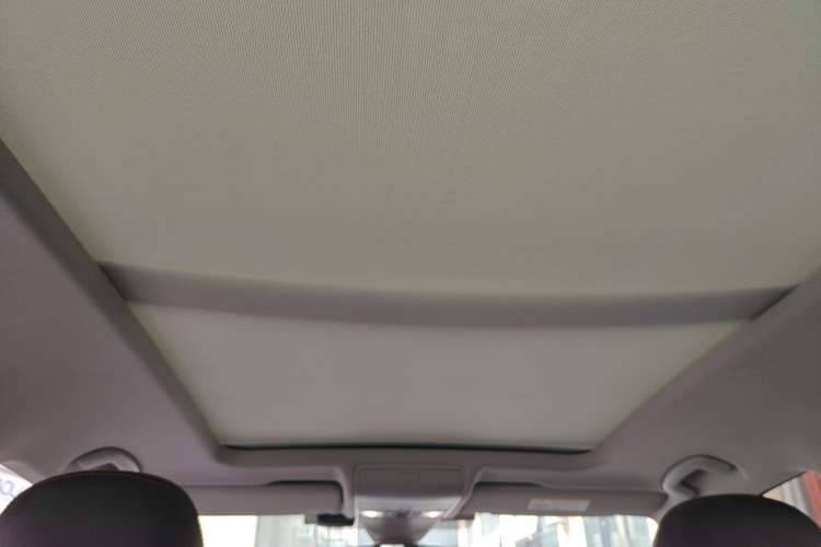 Used Volkswagen Tiguan L 2023 330TSI Automatic Two-Wheel Drive R-Line Flagship Edition Headliner