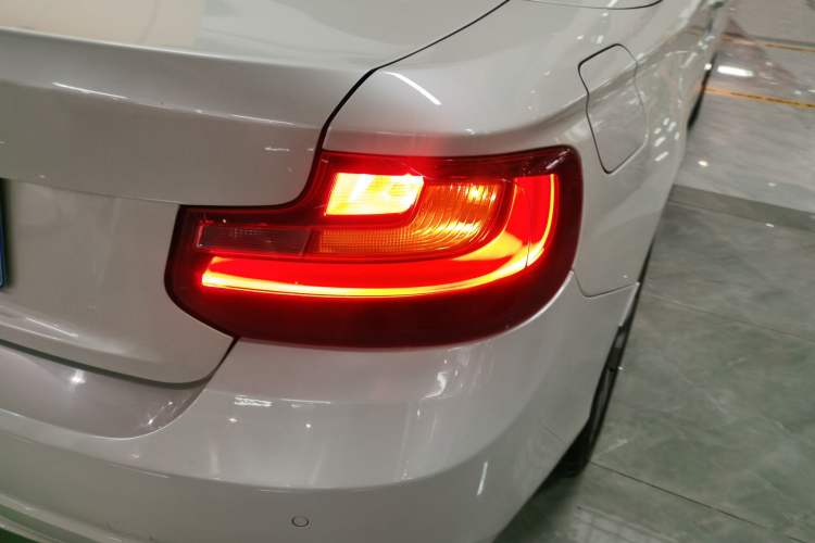 Used BMW 2 Series 2017 220i Convertible Coupe Leading Model