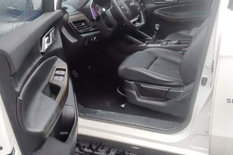 Used JMC Yuhu 9 2019 2.0T Manual Gasoline 4x4 Comfort Edition