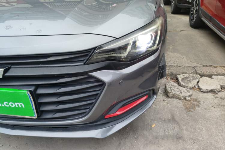 Used Chevrolet Monza 2019 Redline 320T Dual-Clutch Joyful Edition China VI Standard