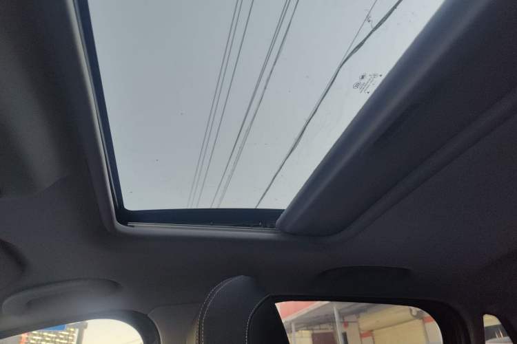 Used Peugeot 3008 2018 2.0L Automatic Classic Edition
