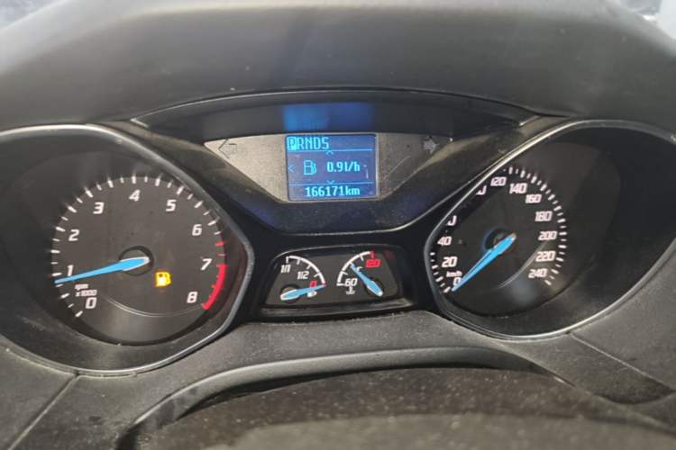 Used Ford Focus 2012 Sedan 1.6L Automatic Fashion Edition