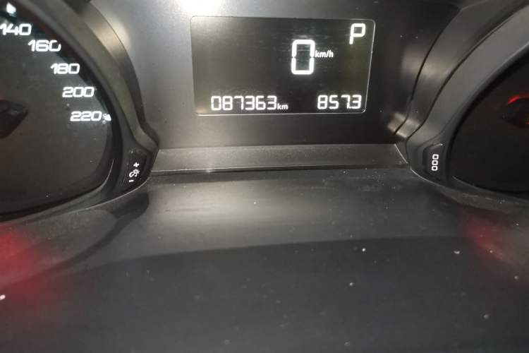 Used Peugeot 308 2016 1.6L Automatic Luxury Edition Odometer Close Up