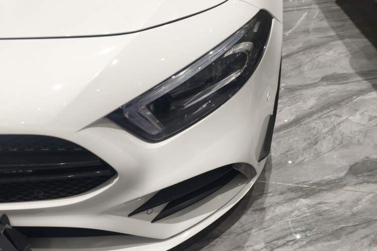 Used Mercedes-Benz A-Class 2019 A 200 L Sport Sedan First Edition Special Edition
