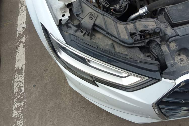 Used Audi A3 2020 Limousine 35 TFSI Style Edition China VI Emission Standard Right Front Headlight