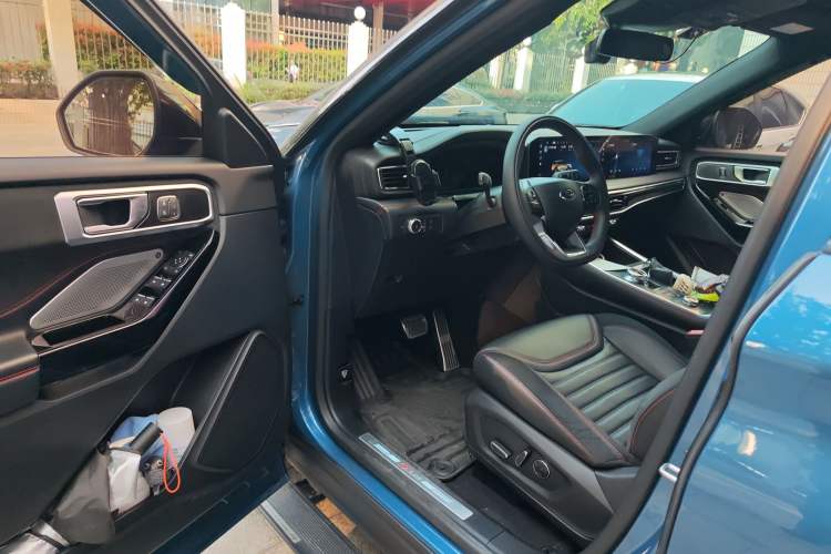 Used Ford Explorer 2023 EcoBoost 285 4x4 ST-LINE 6-Seater