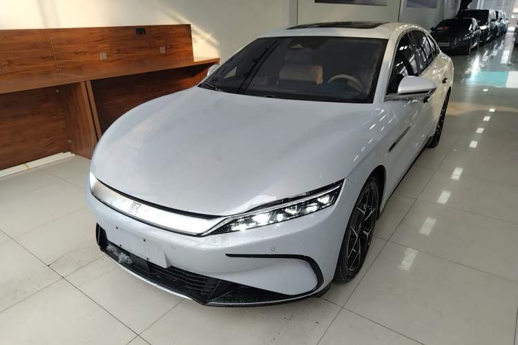 Used BYD Han 2024 EV Glory Edition 605KM Front-Wheel-Drive Premium Model