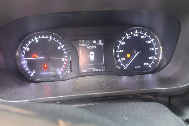 Used CHANGAN OSHAN X70A 2018 1.5L Manual Luxury Model