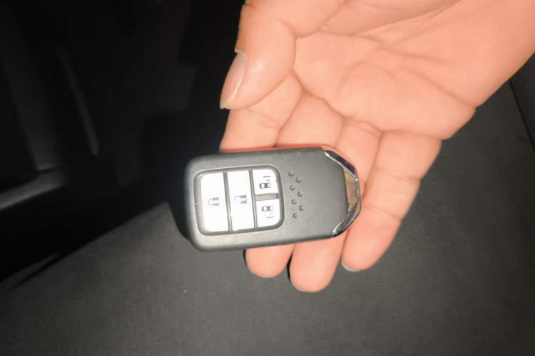 Used Honda Elysion 2019 2.0L Hybrid Luxury Edition
