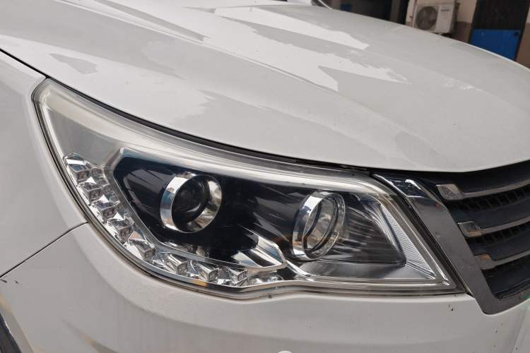 Used Baojun 560 2015 1.8L manual luxury version