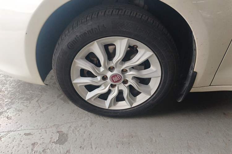 Used Fiat Ottimo 2014 1.4T Automatic Comfort Edition Exterior 4